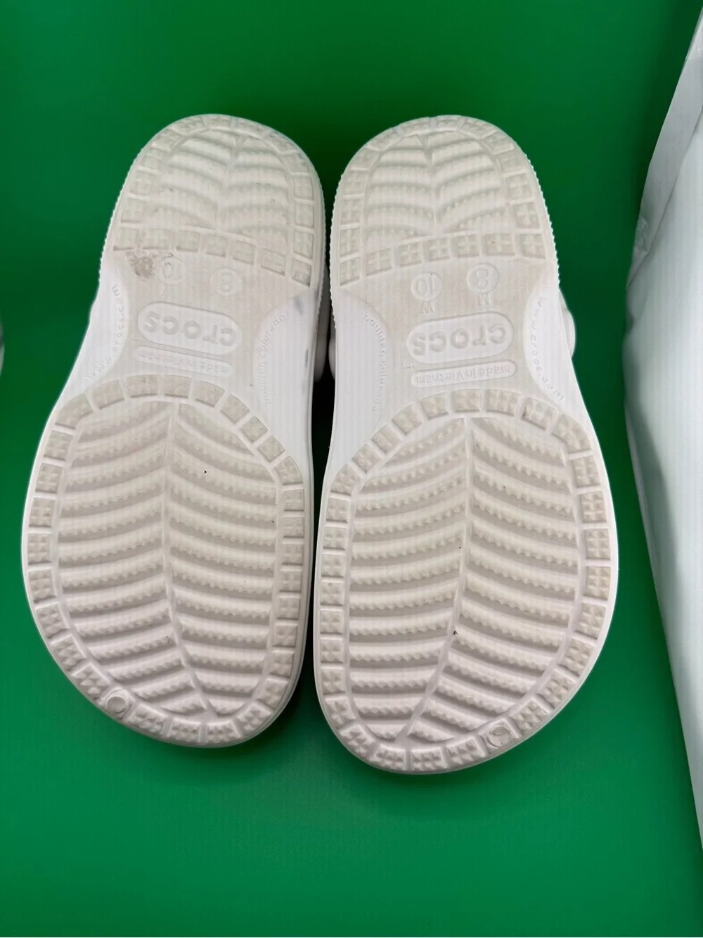 Crocs Classic Lined Clog White Gray Fleece Slip On Unisex Size C10 EU 27-28